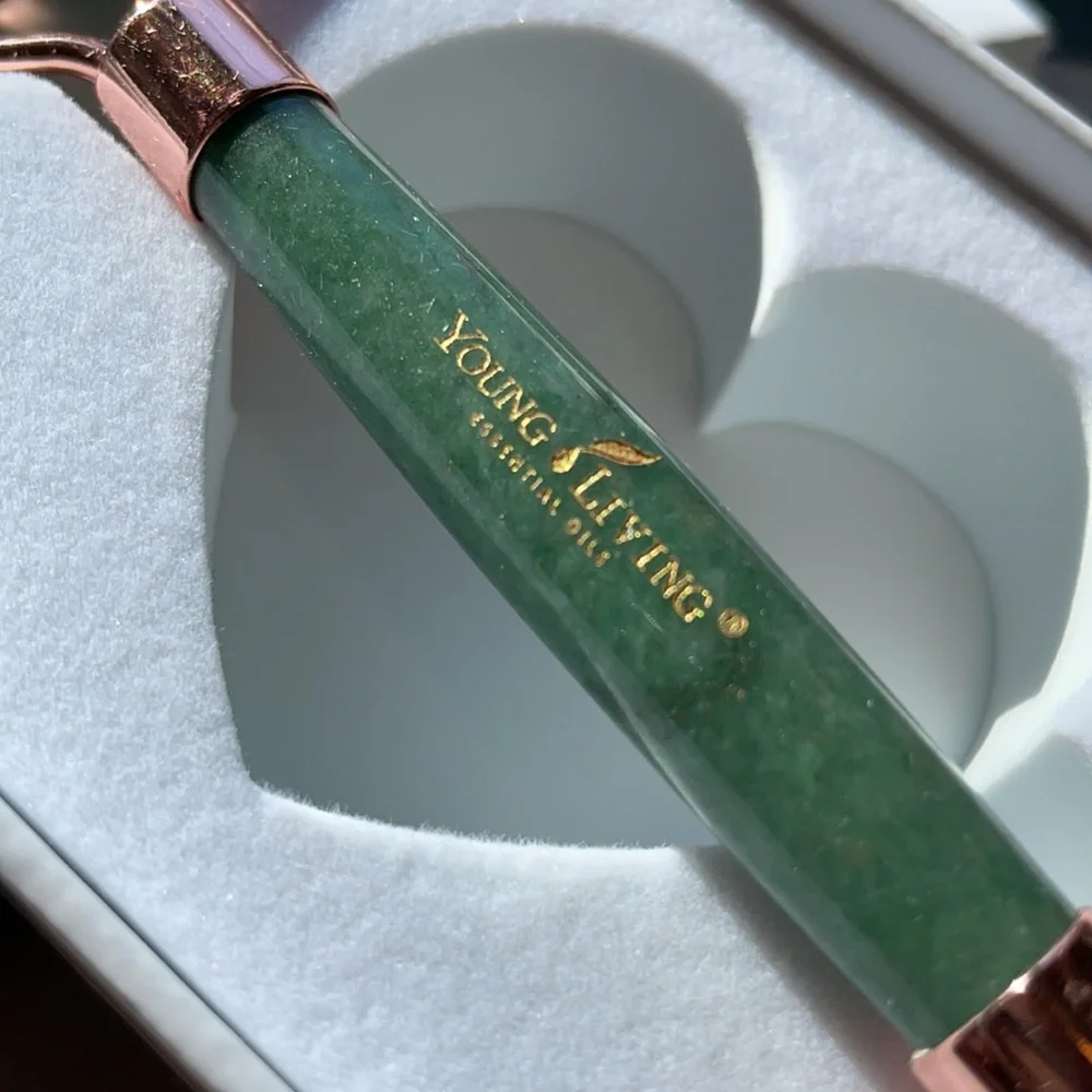 Young Living Jade Facial Roller - Picture 6 of 6